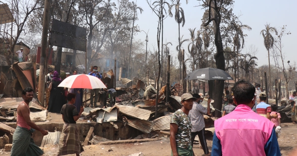 BRAC stands by the victims of Rohingya camp fire in Cox&#039;s Bazar
